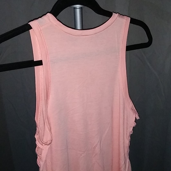 Peach Infinite performance top - Picture 2 of 3